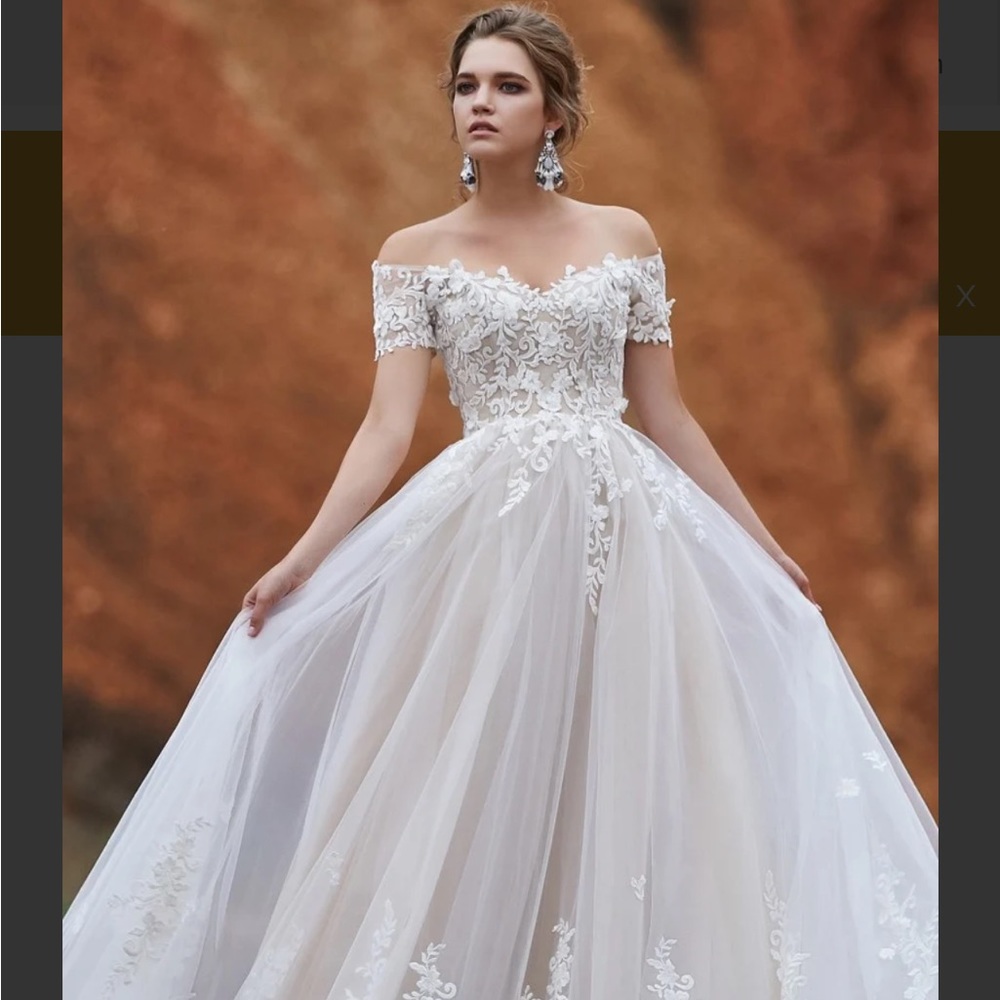 Beautiful wedding dress